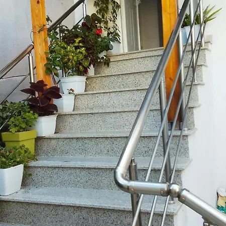 Lenadora * Sarandë
